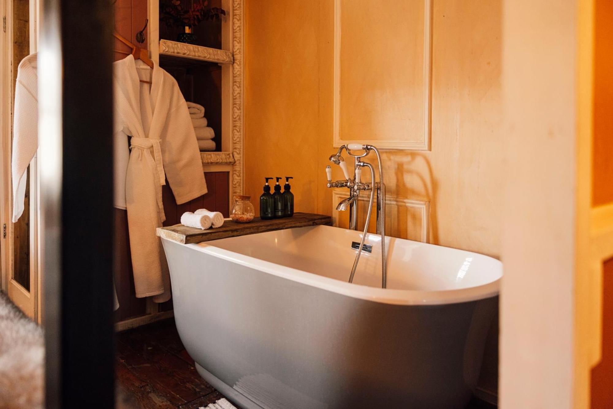 The George & Heart House Hotell Margate Eksteriør bilde